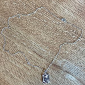 NEVER WORN “K” silver necklace